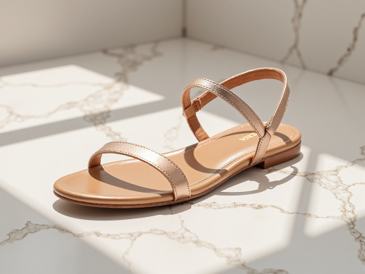 平底凉鞋，简约设计，百搭款式，日常穿着